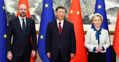 纽约时报中文网 - 英文原版-英EU Leaders in China Press Xi on Russia and Trade Imbalance