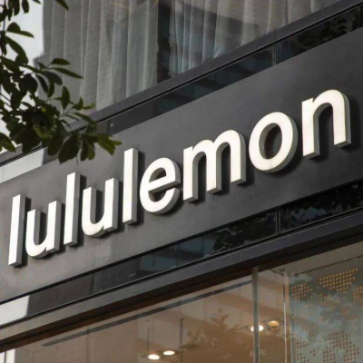 lululemon围猎中产男