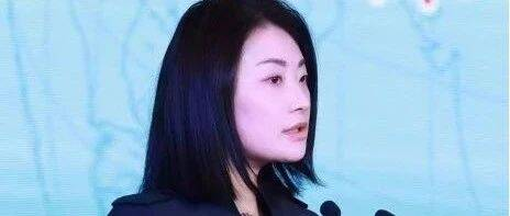 父亲辞世后，宗馥莉首次公开亮相