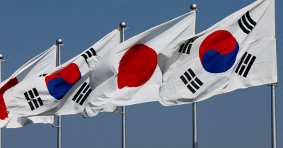 Reuters-Foreign ministers of SKorea China Japan to discuss trilateral summit