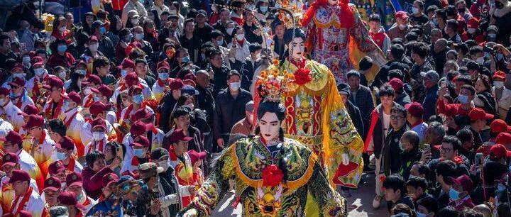 400年福建“游神”火出圈：80后出钱，90后管理，00后出力