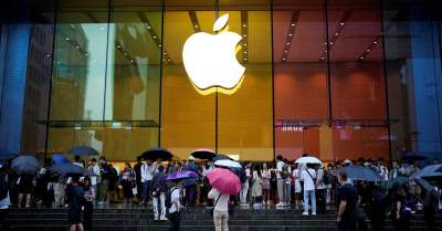 Reuters-Apples holiday-quarter forecast faces threat from Huawei weak China market