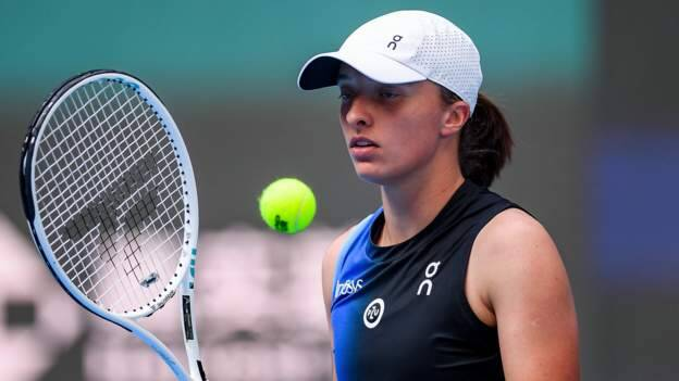 BBC News Top Stories-Sport Iga Swiatek ends Coco Gauffs winning streak in China Open semi-final