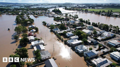 BBC News Top Stories-World Has Australia cleaned up its act on climate