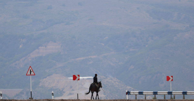 Reuters-Karabakh Armenians say ceasefire being implemented aid is arriving