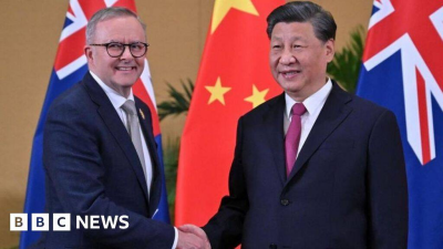 BBC News Top Stories-World Australia and China eye new ways to heal old wounds