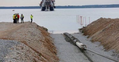 Reuters-Chinese Russian vessels in vicinity of Baltic Sea links damage -vessel tracking data